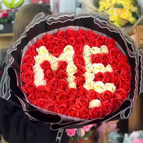 Gợi Ý 20+ Món Quà 20/10 Tặng Mẹ Ý Nghĩa, Thiết Thực & Sang Trọng