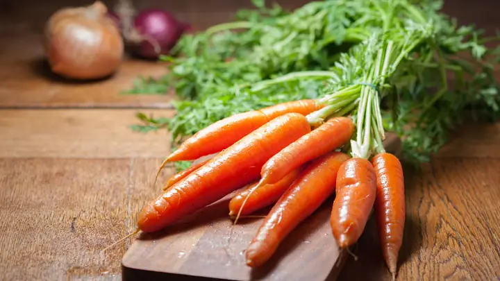 Ăn Cà Rốt Sống Có Giảm Cân Không? Lợi Ích, Cách Ăn Hiệu Quả Ăn Cà Rốt Sống Có Giảm Cân Không? Lợi Ích, Cách Ăn Hiệu Quả