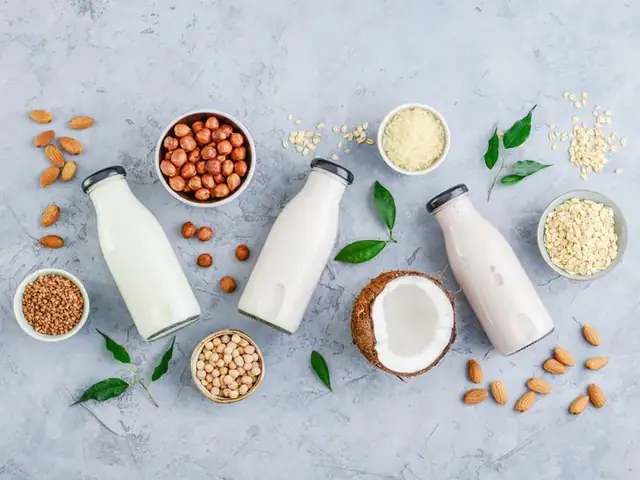 Ăn Chay Trường Có Được Uống Sữa Không? Giải Đáp Chi Tiết & Lựa Chọn Thay Thế