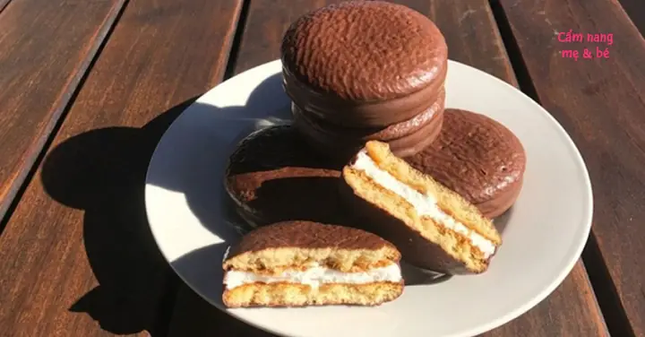 Bà Đẻ Ăn Bánh Chocopie Được Không? Lời Khuyên Từ Chuyên Gia Dinh Dưỡng Bà Đẻ Ăn Bánh Chocopie Được Không? Lời Khuyên Từ Chuyên Gia Dinh Dưỡng