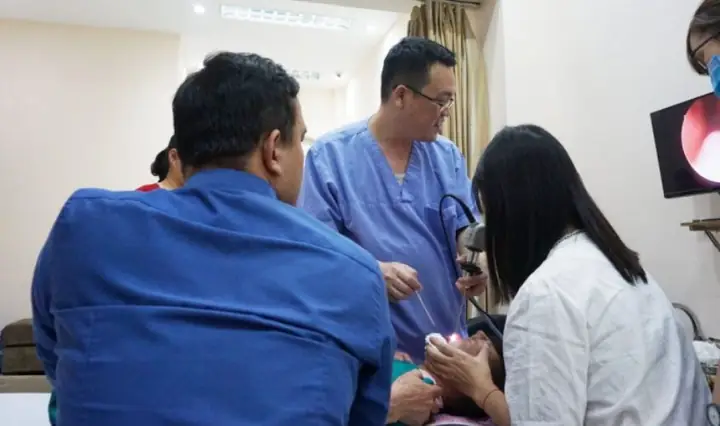 Top Bác Sĩ Tai Mũi Họng Tốt Nhất Hà Nội: Khám Phá Chuyên Gia Hàng Đầu Top Bác Sĩ Tai Mũi Họng Tốt Nhất Hà Nội: Khám Phá Chuyên Gia Hàng Đầu