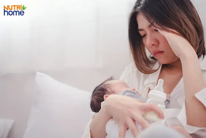 Bé 4 Tháng Tuổi Bú Ít Phải Làm Sao? Nguyên Nhân & Cách Khắc Phục Hiệu Quả Bé 4 Tháng Tuổi Bú Ít Phải Làm Sao? Nguyên Nhân & Cách Khắc Phục Hiệu Quả