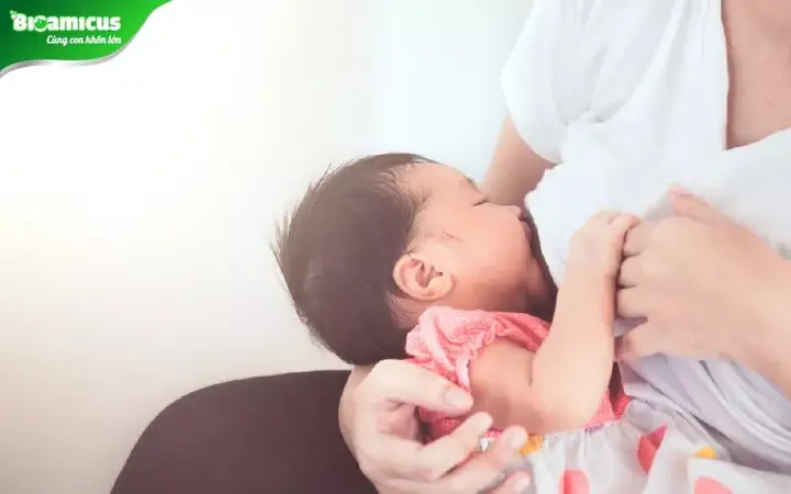 Bí Quyết Cai Sữa Đêm Cho Bé Ngủ Ngoan, Không Quấy Khóc Như Thiên Thần