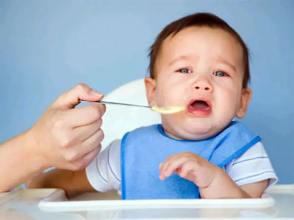 Bé Không Chịu Ăn Bột Phải Làm Sao? Bí Quyết Vỗ Về Cho Bé Ăn Ngon Miệng