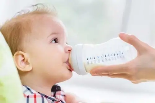 Bé Không Chịu Ăn Dặm Chỉ Uống Sữa: Nguyên Nhân, Cách Xử Lý Và Lời Khuyên Từ Chuyên Gia