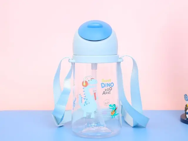 Bình Uống Nước Cho Bé Mang Đi Học: Chọn Loại Nào Tốt, An Toàn Và Tiện Lợi? Bình Uống Nước Cho Bé Mang Đi Học: Chọn Loại Nào Tốt, An Toàn Và Tiện Lợi?