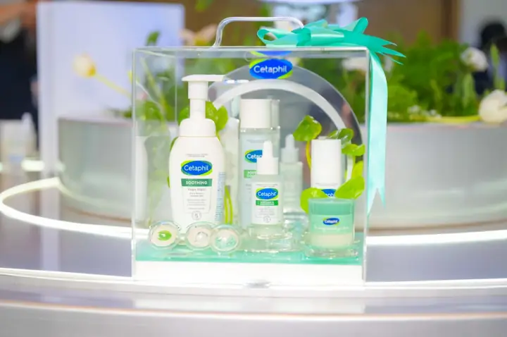 Bộ Sản Phẩm Cetaphil: Bao Gồm Những Gì, Ai Nên Dùng & Lợi Ích?