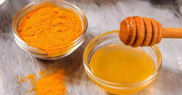 Bôi Nghệ Mật Ong: Khám Phá Tác Dụng "thần Kỳ" Cho Làn Da Và Sức Khỏe Bôi Nghệ Mật Ong: Khám Phá Tác Dụng "thần Kỳ" Cho Làn Da Và Sức Khỏe