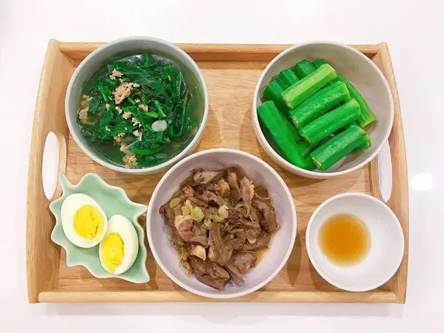 Thực Đơn Bữa Cơm Cho Bà Đẻ Sau Sinh Mổ: Nhanh Liền Vết Thương, Lợi Sữa, Hồi Phục Sức Khỏe Toàn Diện