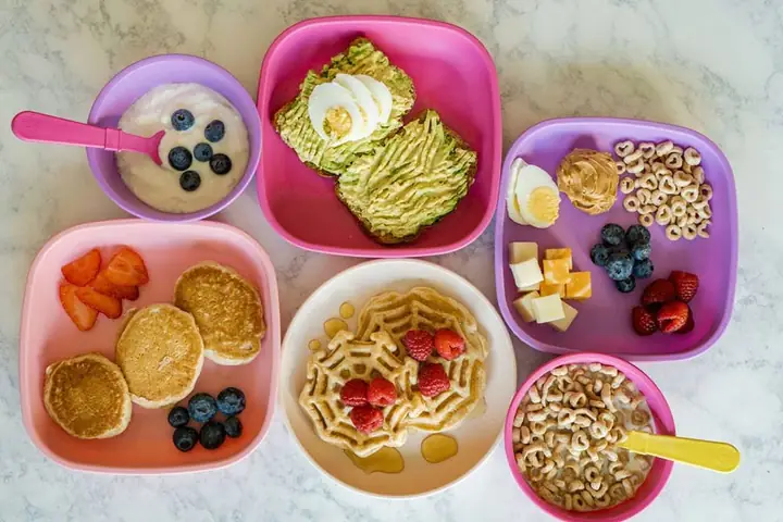 Bữa Sáng Đầy Đủ Dinh Dưỡng Cho Trẻ: Thực Đơn Ngon, Dễ Làm & Bí Quyết Tăng Cường Sức Khỏe Bữa Sáng Đầy Đủ Dinh Dưỡng Cho Trẻ: Thực Đơn Ngon, Dễ Làm & Bí Quyết Tăng Cường Sức Khỏe