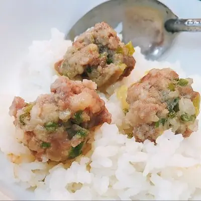 Các Món Kho Ngon Cho Bé: Bí Quyết "nghiện Cơm" Cùng Mẹ Thơm Lừng Bếp!