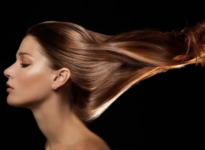 Cẩm Nang Toàn Diện: 15+ Cách Chăm Sóc Tóc Chắc Khỏe Từ Gốc Đến Ngọn Tại Nhà