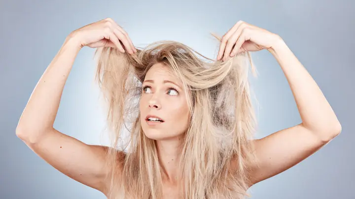 Bí Quyết Chăm Sóc Tóc Uốn Nhuộm Bền Màu, Chắc Khỏe Chuẩn Salon Tại Nhà Bí Quyết Chăm Sóc Tóc Uốn Nhuộm Bền Màu, Chắc Khỏe Chuẩn Salon Tại Nhà