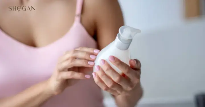 Cách Chọn Dung Dịch Vệ Sinh Phụ Nữ An Toàn, Đúng Chuẩn & Bác Sĩ Khuyên Dùng