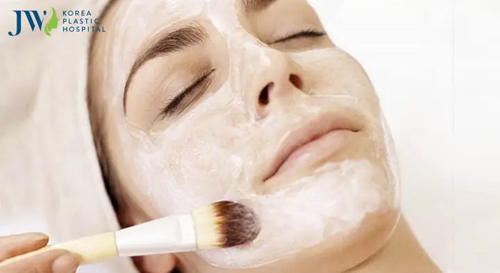 Cách Đắp Mặt Nạ Sữa Chua Không Đường Chuẩn Chuyên Gia: Da Sáng Mịn, An Toàn Tối Ưu Hiệu Quả Cách Đắp Mặt Nạ Sữa Chua Không Đường Chuẩn Chuyên Gia: Da Sáng Mịn, An Toàn Tối Ưu Hiệu Quả