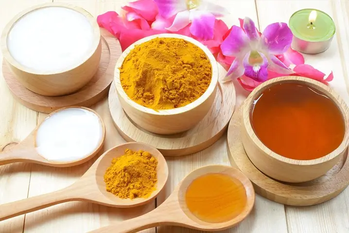 Cách Dùng Tinh Bột Nghệ Với Mật Ong: Tối Ưu Hiệu Quả Sức Khỏe Toàn Diện