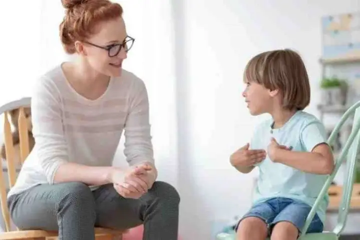 Cách Giáo Dục Con Kiểu Phương Tây: Bí Quyết Nuôi Dạy Trẻ Tự Lập, Sáng Tạo & Phát Triển Toàn Diện