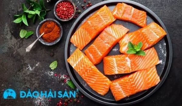 Cách Kho Cá Hồi Cho Bà Đẻ: Bí Quyết Món Ngon Bổ Dưỡng, Giúp Mẹ Mau Phục Hồi