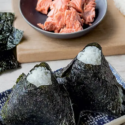 Công Thức Làm Cơm Nắm Nhật Bản (onigiri) Chuẩn Vị, Siêu Đơn Giản Tại Nhà