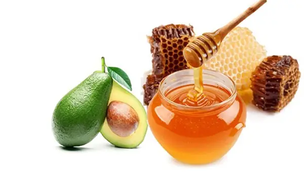 Hướng Dẫn Chi Tiết Cách Làm Mặt Nạ Bơ Trị Nám Tại Nhà Hiệu Quả