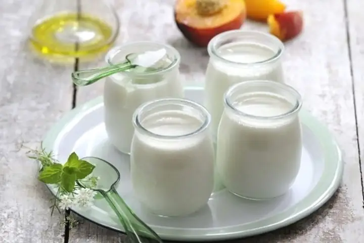 Hướng Dẫn Cách Làm Sữa Chua Từ Sữa Tươi Tiệt Trùng Tại Nhà Đơn Giản, Thơm Ngon