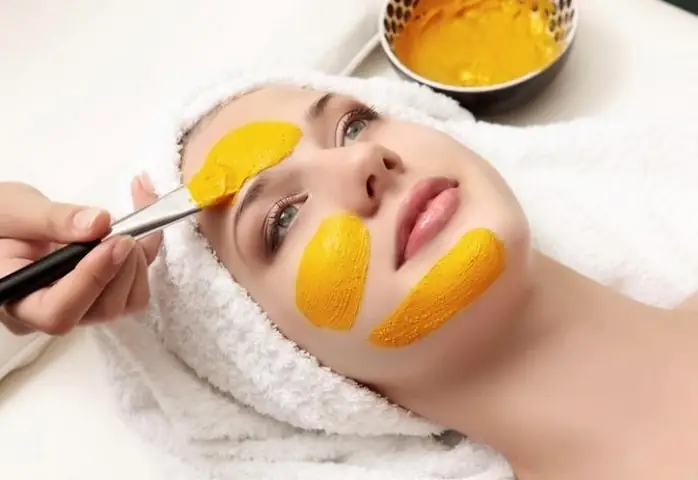 Công Thức Làm Trắng Da Mặt Bằng Tinh Bột Nghệ An Toàn & Hiệu Quả Tại Nhà