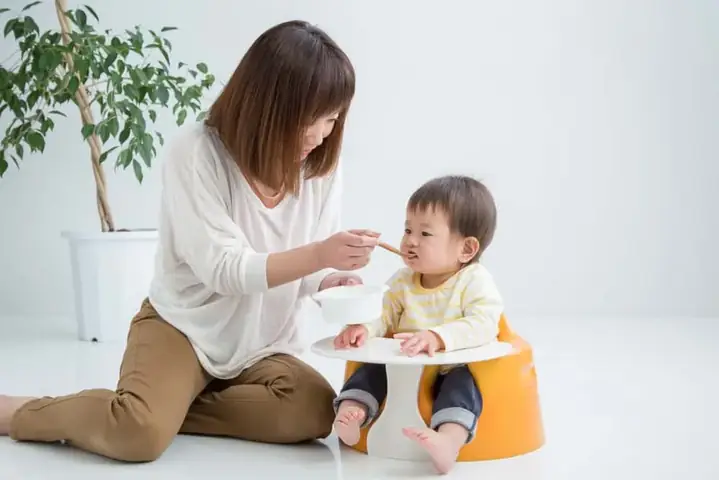 Cách Nấu Cháo Trai Cho Bé 8 Tháng Tuổi Ngon, Không Tanh, Đầy Đủ Dinh Dưỡng Cách Nấu Cháo Trai Cho Bé 8 Tháng Tuổi Ngon, Không Tanh, Đầy Đủ Dinh Dưỡng