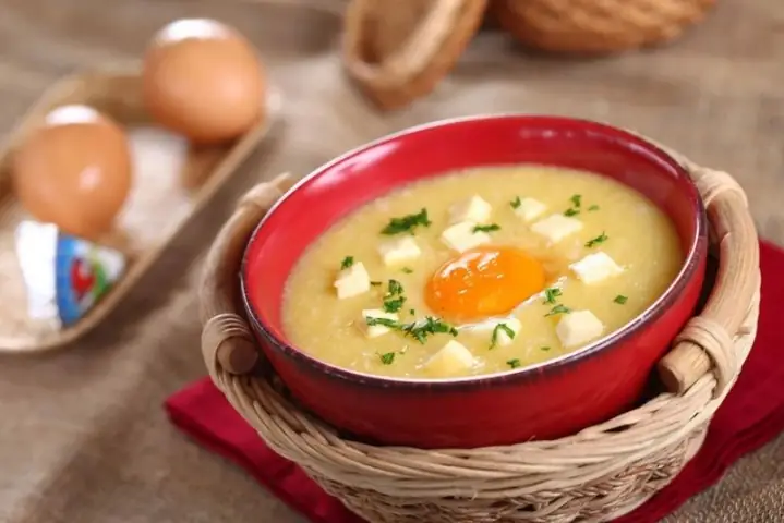 Cách Nấu Cháo Trứng Gà Phô Mai Cho Bé Ăn Dặm Thơm Ngon, Bổ Dưỡng, Tăng Cân