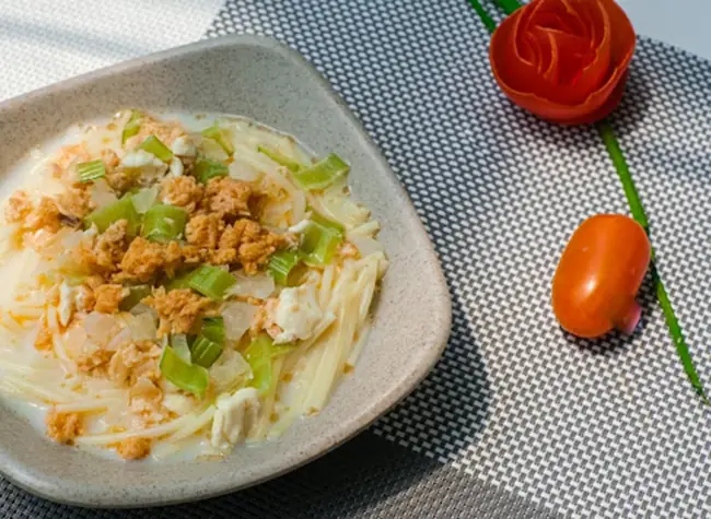 Bí Quyết Nấu Mì Rau Củ Cho Bé Ăn Dặm: Công Thức Đơn Giản, Đủ Chất, Bé Nào Cũng Mê