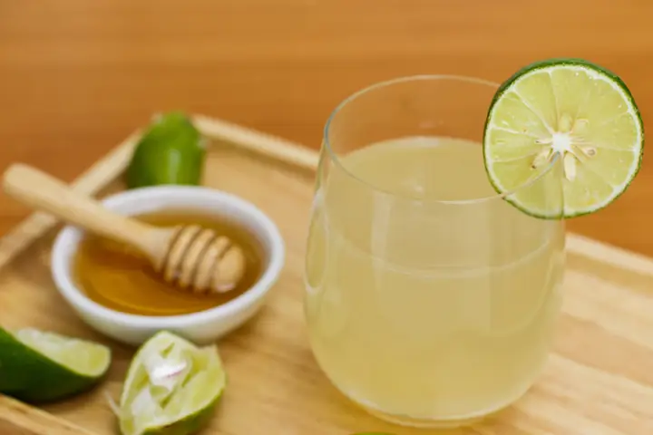 Cách Sử Dụng Chanh Mật Ong Đúng Cách Tốt Cho Sức Khỏe: Hướng Dẫn Chi Tiết