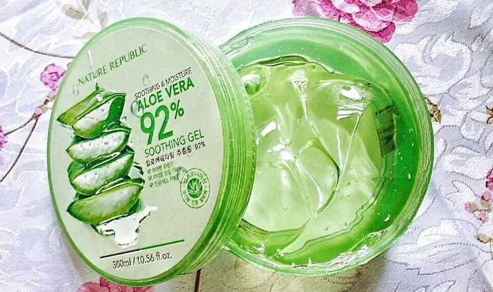 Cách Sử Dụng Gel Nha Đam 92% Đúng Cách Để Dưỡng Da Toàn Diện Cách Sử Dụng Gel Nha Đam 92% Đúng Cách Để Dưỡng Da Toàn Diện
