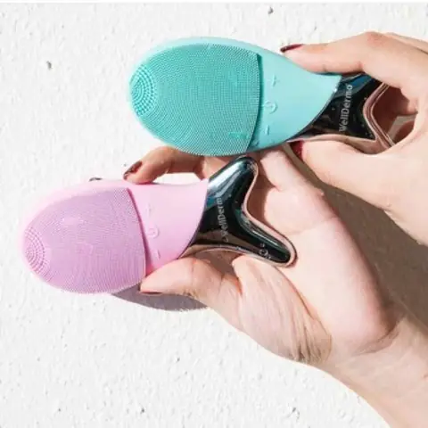 Hướng Dẫn Sử Dụng Máy Rửa Mặt Con Cá Wellderma Chi Tiết: Bí Quyết Cho Làn Da Sạch Mịn