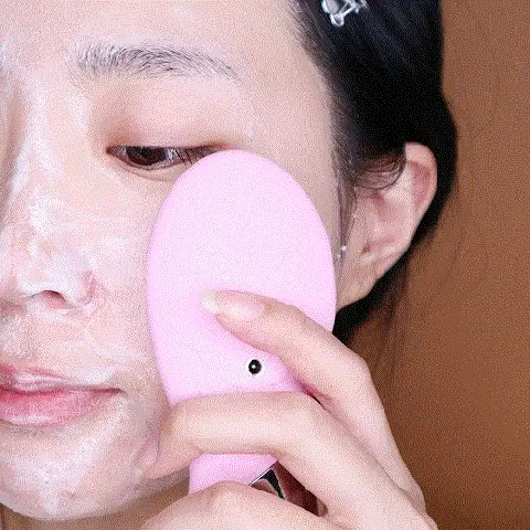 Hướng Dẫn Sử Dụng Máy Rửa Mặt Con Cá Wellderma Chi Tiết: Bí Quyết Cho Làn Da Sạch Mịn