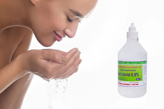 Hướng Dẫn Sử Dụng Nước Muối Sinh Lý Rửa Mặt Đúng Cách: Bí Quyết Cho Làn Da Sạch Khỏe Hướng Dẫn Sử Dụng Nước Muối Sinh Lý Rửa Mặt Đúng Cách: Bí Quyết Cho Làn Da Sạch Khỏe