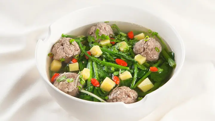 Cải Bó Xôi Có Nấu Cùng Tôm Được Không? Giải Đáp Từ Chuyên Gia Dinh Dưỡng Và Công Thức Nấu Ngon