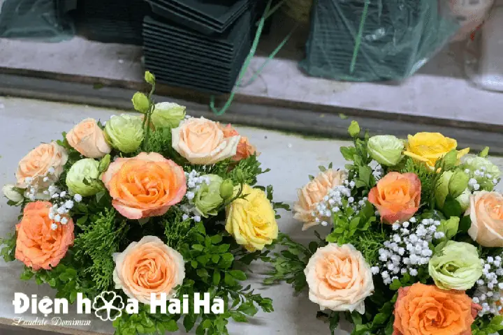 Hướng Dẫn Chi Tiết Cách Cắm Bát Hoa Hồng Để Bàn Đẹp, Tươi Lâu Theo Phong Cách Tối Giản