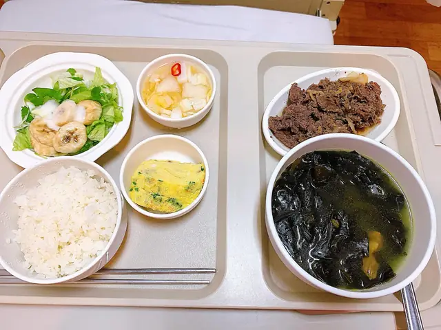 Canh Rong Biển Cho Bà Đẻ: Lợi Sữa, Phục Hồi Nhanh Và Lợi Ích Sức Khỏe Toàn Diện