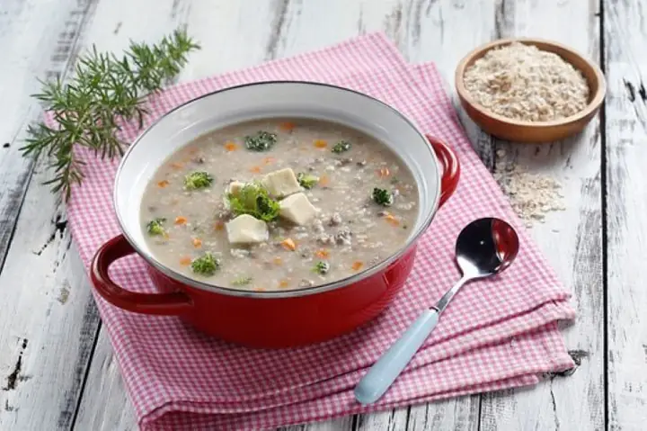 Hướng Dẫn Chi Tiết Cách Nấu Cháo Yến Mạch Thịt Bò Khoai Lang Cho Bé Ăn Dặm Thơm Ngon Bổ Dưỡng