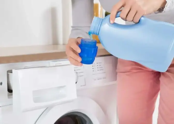 Khi Nào Cho Nước Xả Vào Máy Giặt Đúng Cách Để Quần Áo Thơm Lâu?