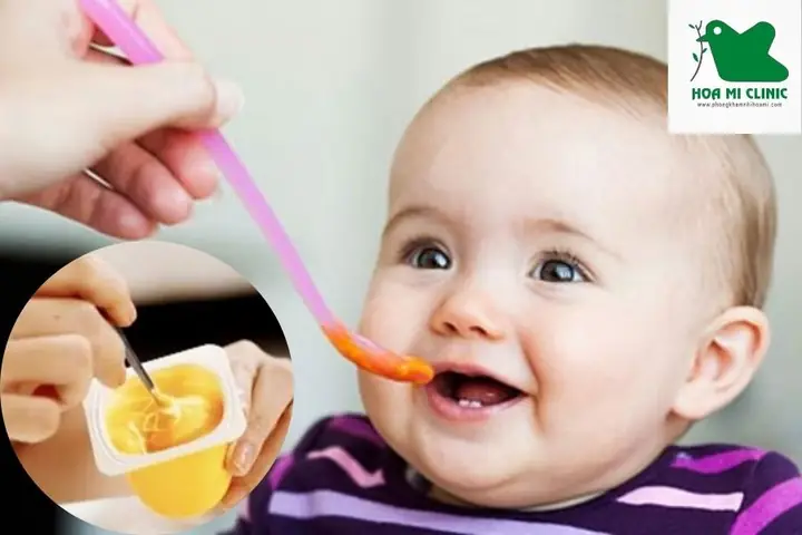 Khi Nào Trẻ Nên Ăn Váng Sữa? Hướng Dẫn Chi Tiết Từ Chuyên Gia