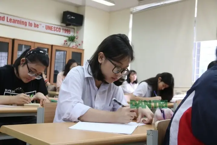 Có Nên Cho Con Học Trường Tư: Phân Tích Ưu Nhược Điểm Và Lời Khuyên Chi Tiết Cho Cha Mẹ Có Nên Cho Con Học Trường Tư: Phân Tích Ưu Nhược Điểm Và Lời Khuyên Chi Tiết Cho Cha Mẹ