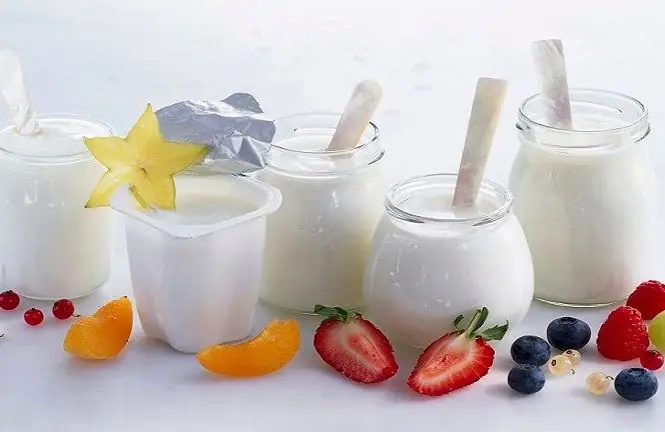 Có Nên Cho Trẻ Ăn Sữa Chua Buổi Tối Không? Thời Điểm Ăn Tốt Nhất & Lưu Ý Quan Trọng