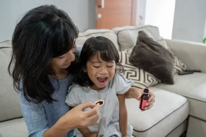 Có Nên Cho Trẻ Uống Thuốc Bổ Hay Không? Lời Khuyên Từ Chuyên Gia