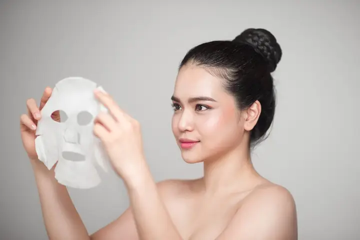 Có Nên Đắp Mặt Nạ 2 Lần 1 Ngày Không? Giải Đáp Từ Chuyên Gia Da Liễu Có Nên Đắp Mặt Nạ 2 Lần 1 Ngày Không? Giải Đáp Từ Chuyên Gia Da Liễu