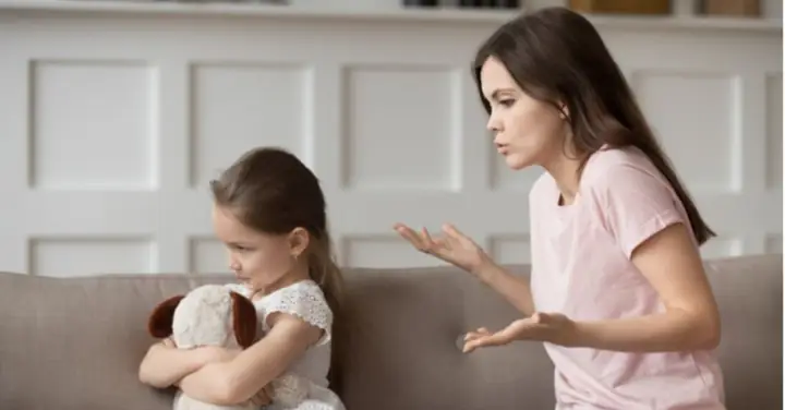 Hóa Giải Con Bướng Bỉnh: Bí Kíp Nuôi Dạy Con Hiệu Quả Không Cần La Mắng