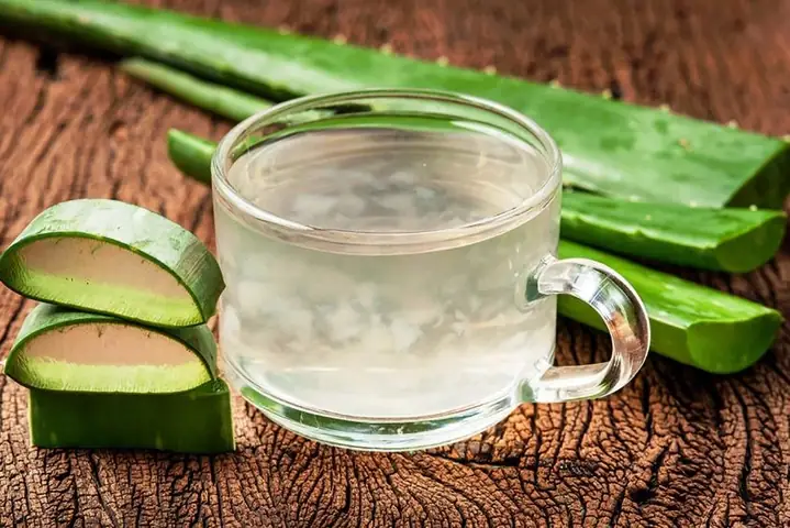 Công Thức Nấu Nước Nha Đam Đường Phèn Thanh Mát: Ngon, Không Đắng, Không Nhớt