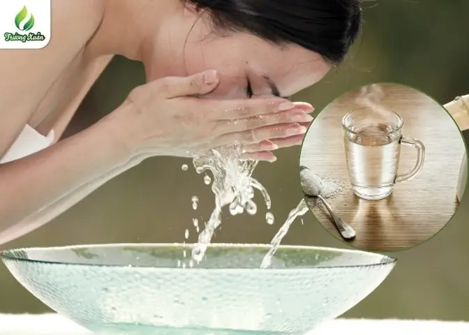 Da Dầu Có Nên Rửa Mặt Bằng Nước Muối Không? Tác Dụng Và Lưu Ý Chi Tiết