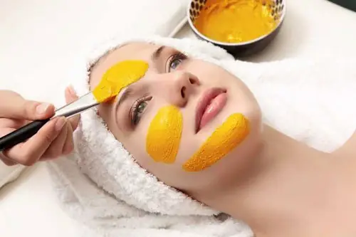 Bí Quyết Đắp Mặt Nạ Mật Ong: Công Thức & Lưu Ý Cho Làn Da Mịn Màng Tự Nhiên