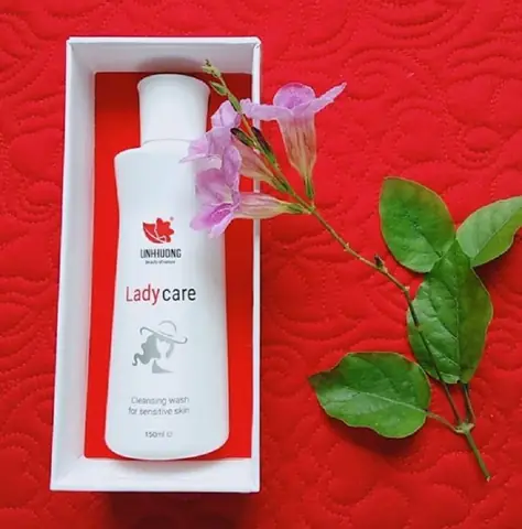 Dung Dịch Vệ Sinh Linh Hương Chính Hãng: Ưu Điểm, Cách Dùng & Địa Chỉ Mua Uy Tín