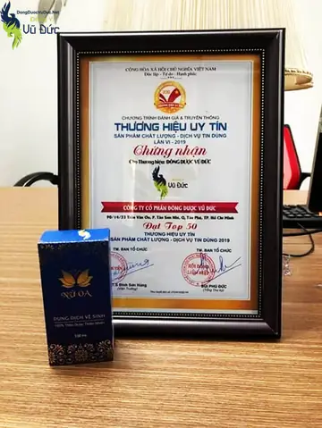 Dung Dịch Vệ Sinh Nữ Oa Có Tốt Không? Đánh Giá Chuyên Sâu & Lưu Ý Sử Dụng Dung Dịch Vệ Sinh Nữ Oa Có Tốt Không? Đánh Giá Chuyên Sâu & Lưu Ý Sử Dụng